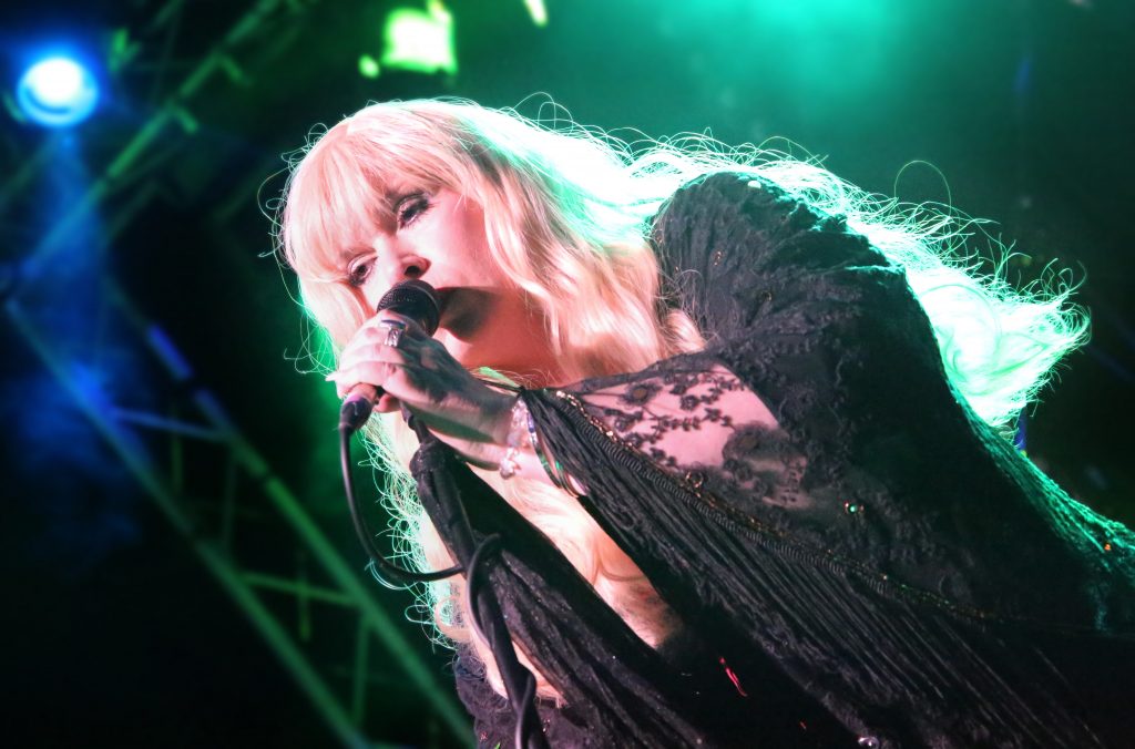 Stevie Nicks lookalike on stage